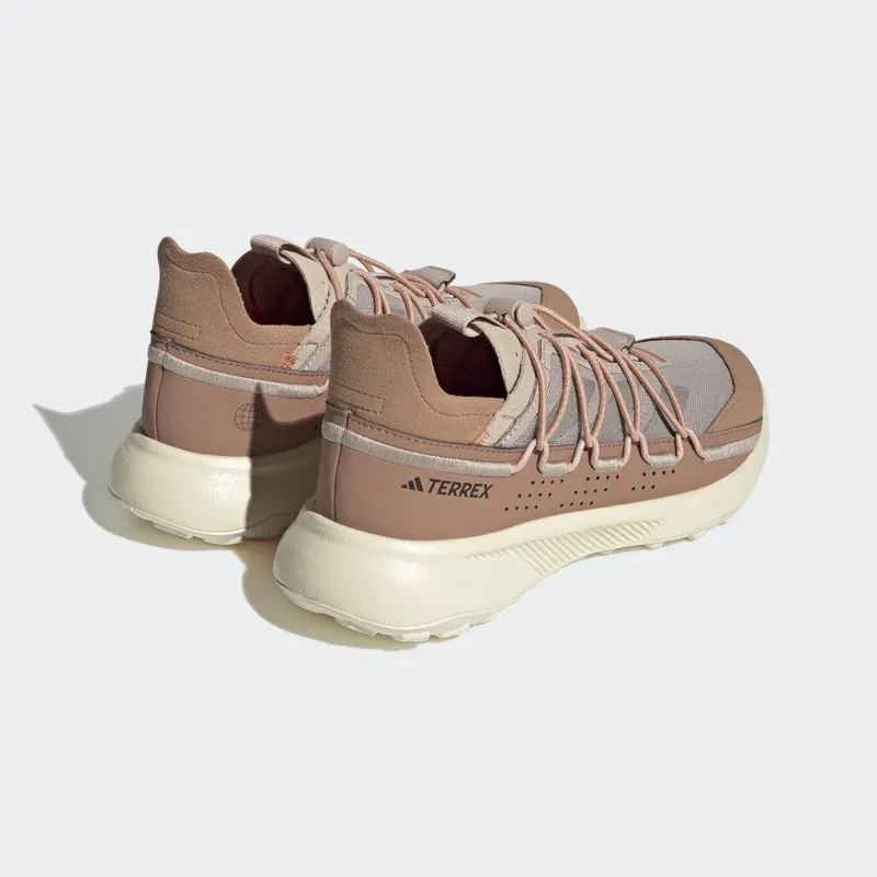 adidas Terrex Voyager 21 Travel Wonder Taupe / Taupe Met. / Impact Orange (HQ0944)