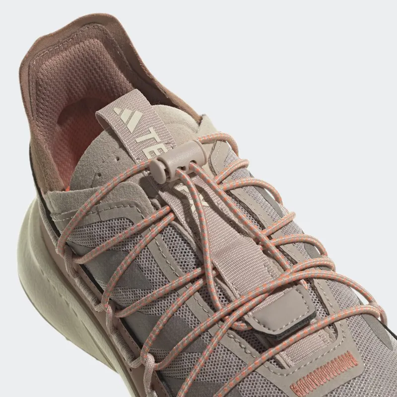 adidas Terrex Voyager 21 Travel Wonder Taupe / Taupe Met. / Impact Orange (HQ0944)
