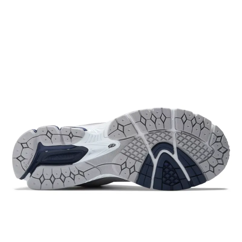 New Balance 2002R Thisisneverthat ”The 2022 Downtown Run” Grey / Team Navy / Rain Cloud (M2002RTH)
