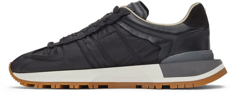 Maison Margiela Black Evolution Running Sneakers (S37WS0575 P4341)