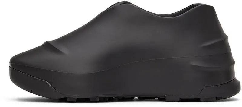 Givenchy Black Monumental Mallow Low Sneakers (BHZ013H113)