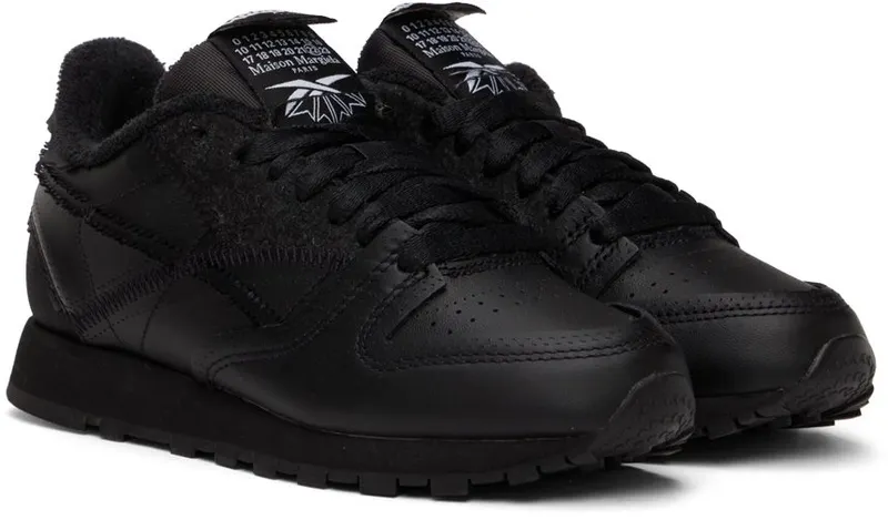 Reebok Maison Margiela CL Memory of Schoenen Black / Cloud White / Black