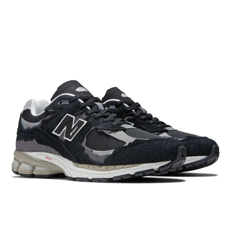 New Balance 2002RD Black / Concrete / Silver Metallic (M2002RDV1-42141)