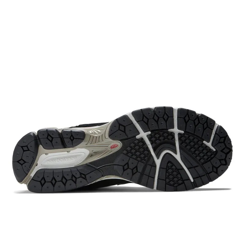New Balance 2002RD Black / Concrete / Silver Metallic (M2002RDV1-42141)