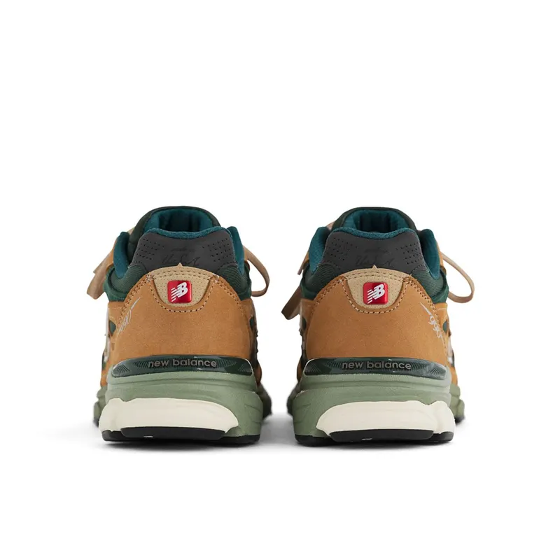 New Balance Made in USA 990v3 Tan / Green (MR990V3-46098)
