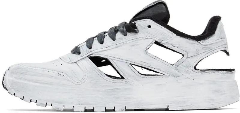 Maison Margiela White Reebok Edition Bianchetto Décoritiqué Tabi Low Sneakers (S57WS0429 P4379)