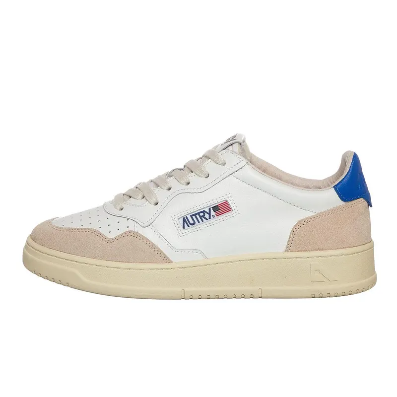 Autry Medalist Low White / Princess Blue (AULMLS49)