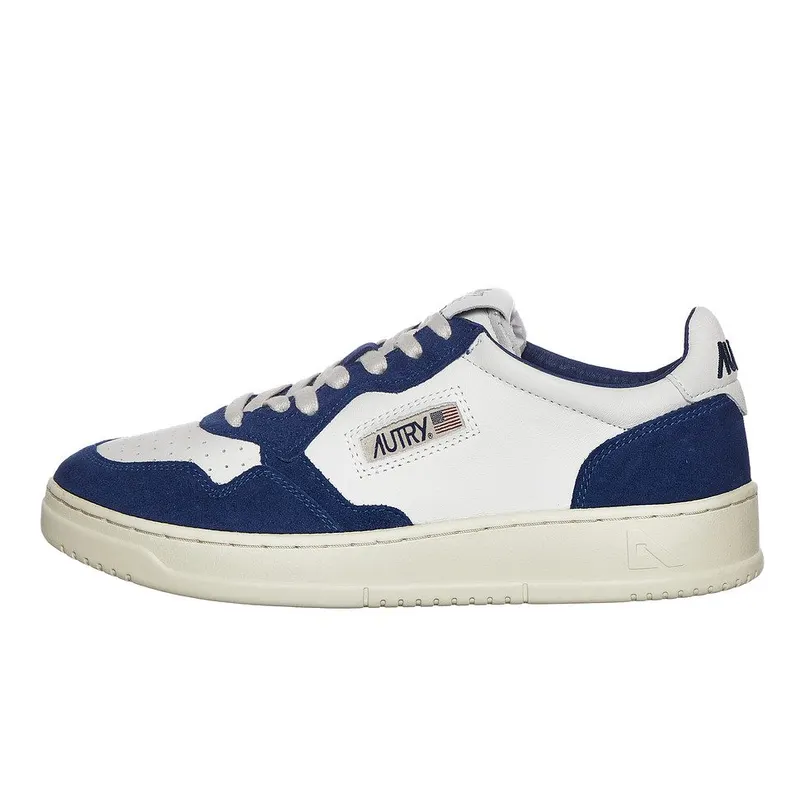 Autry Open Low Academy Blue (AOLMCE16)