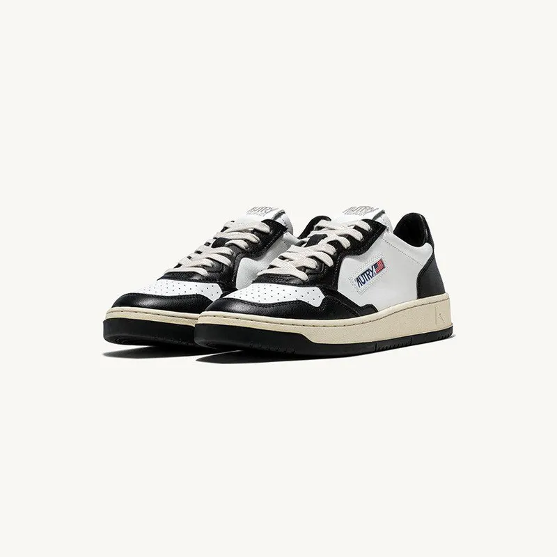 Autry Medalist Low Black (AULWWB01)