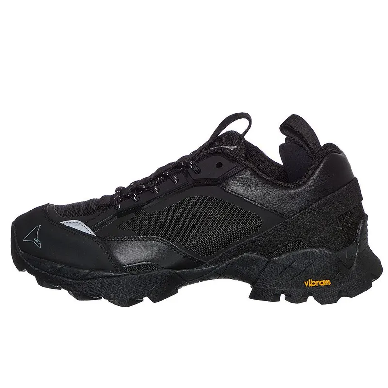 ROA Lhakpa Black (LHFA40-001)