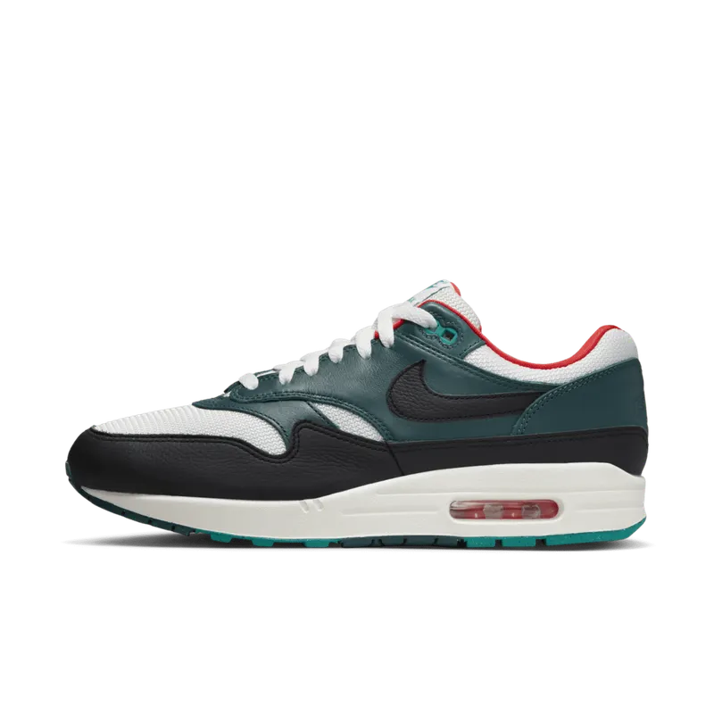 Nike Air Max 1 LeBron James Liverpool F.C. (FB8914-100)