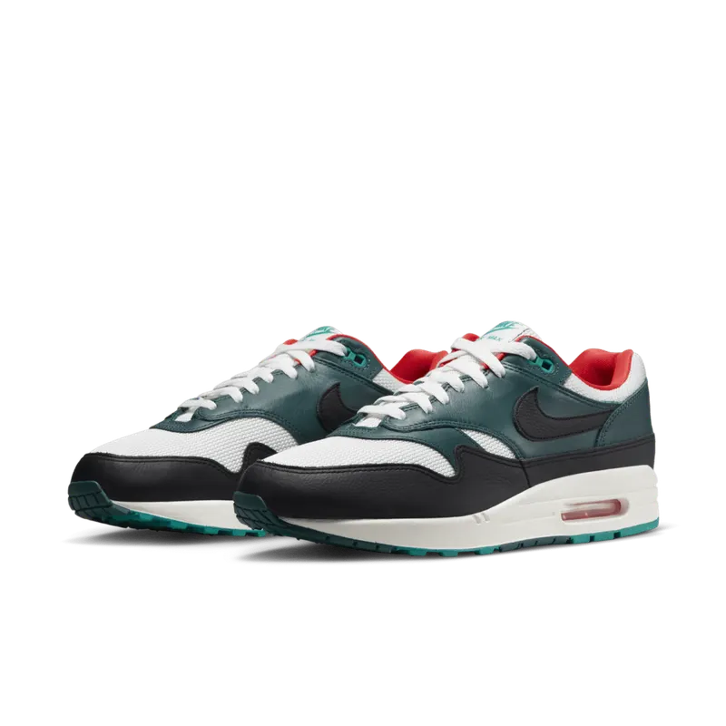 Nike Air Max 1 LeBron James Liverpool F.C. (FB8914-100)