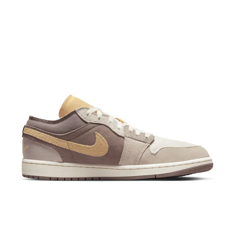 Air Jordan 1 Low SE Craft ‘Inside Out’ (DN1635-200)