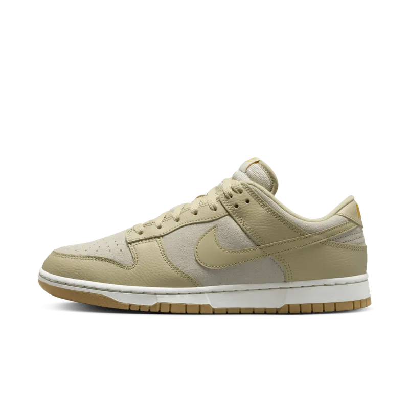 Nike Dunk Low ‘Tan Suede’ (DZ4513-200)
