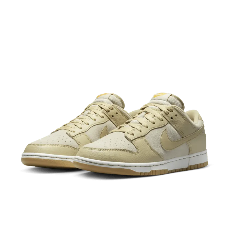 Nike Dunk Low ‘Tan Suede’ (DZ4513-200)