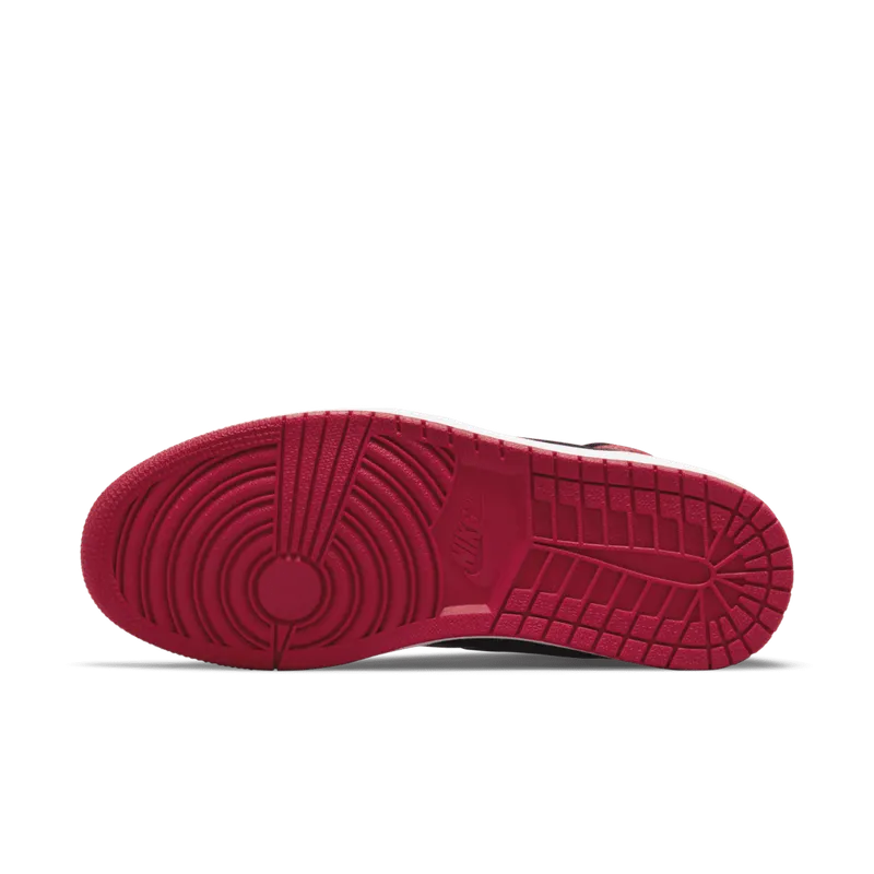 Air Jordan 1 Retro High OG Bred Patent (555088-063)