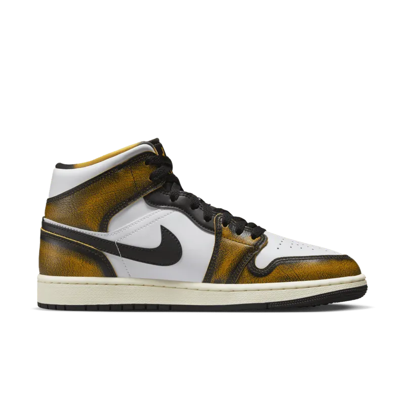 Air Jordan 1 Mid ‘Wear Away’ (DQ8417-071)