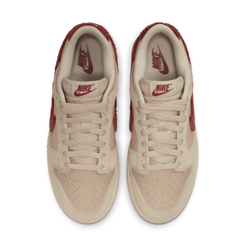 Nike Dunk Low ‘Terry Swoosh’ (DZ4706-200)