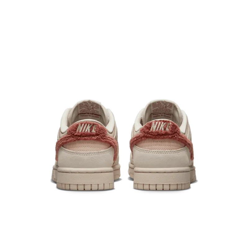 Nike Dunk Low ‘Terry Swoosh’ (DZ4706-200)