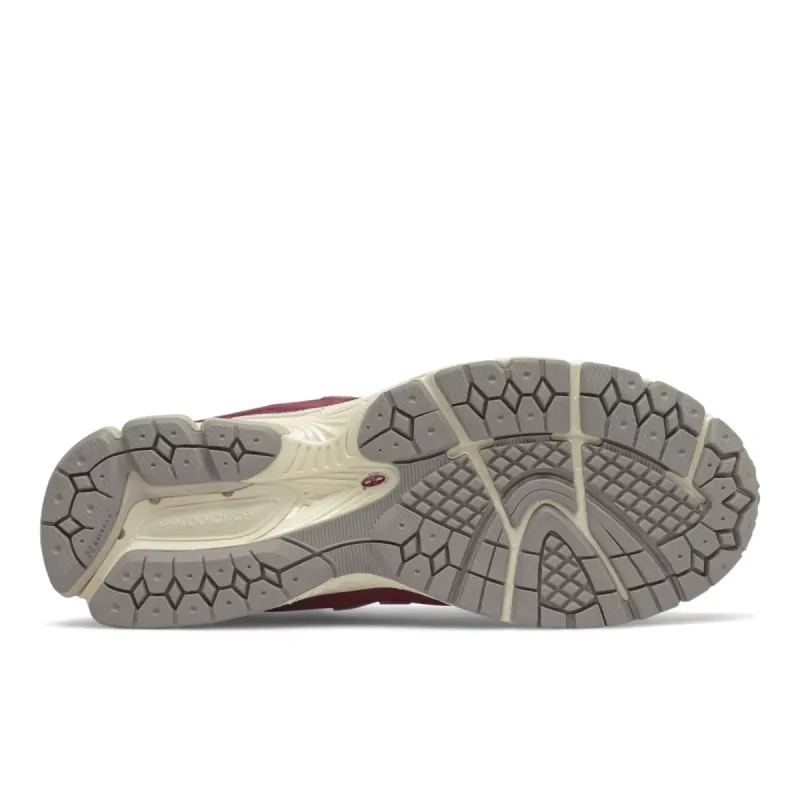 New Balance 2002R Red Wine (M2002RHA)