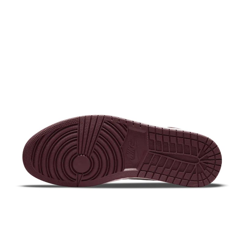 Air Jordan 1 Retro High OG Bordeaux (555088-611)