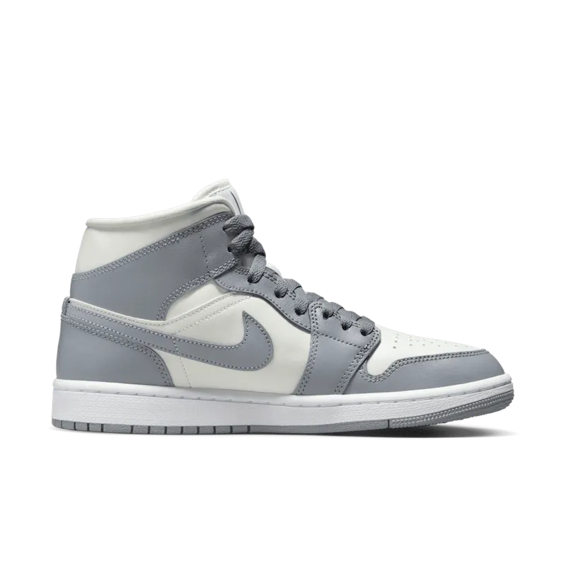 Air Jordan 1 Mid ‘Stealth Grey’ (BQ6472-115)