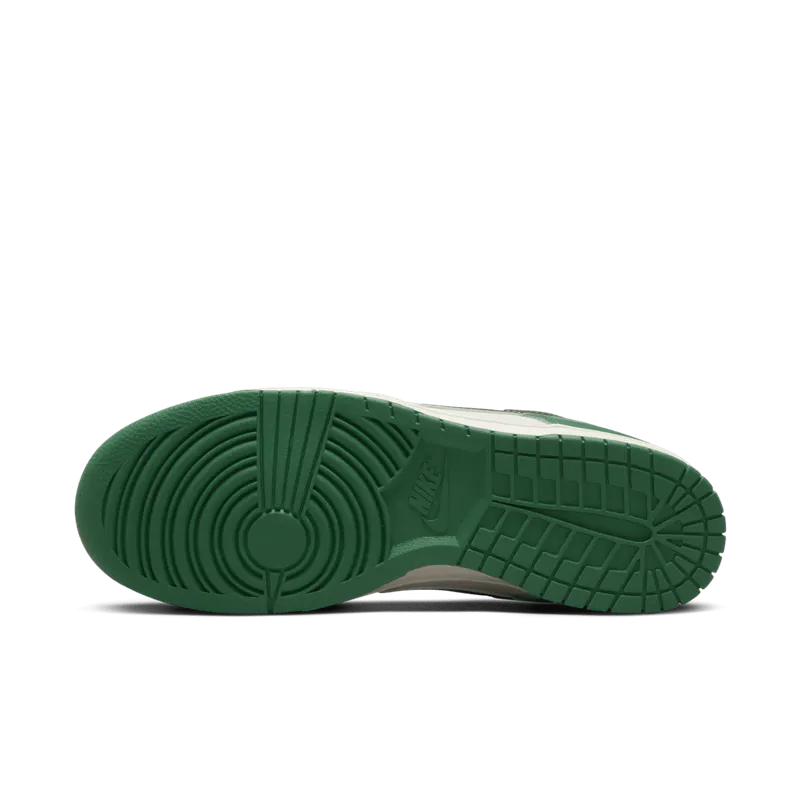 Nike Low SE Lottery Pale Ivory Malachite (DR9654-100)