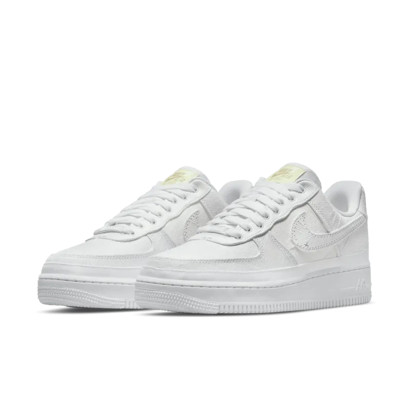 Nike WMNS Air Force 1 Tear Away Purple Pulse (DJ6901-600)