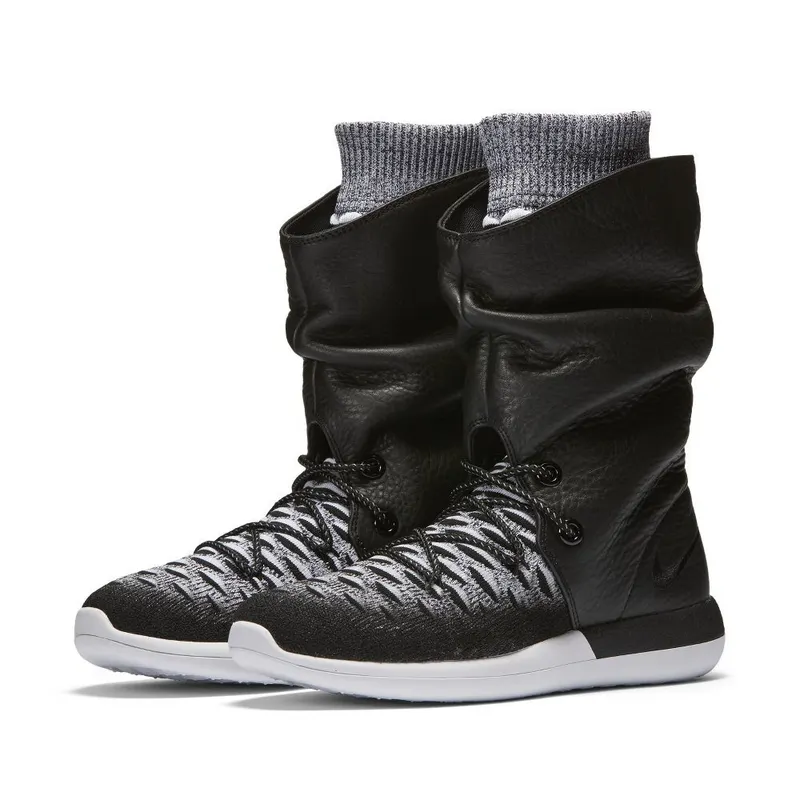 Nike Roshe Two Flyknit Hi Sneakerboot ‘Black & White’ (861708-002)