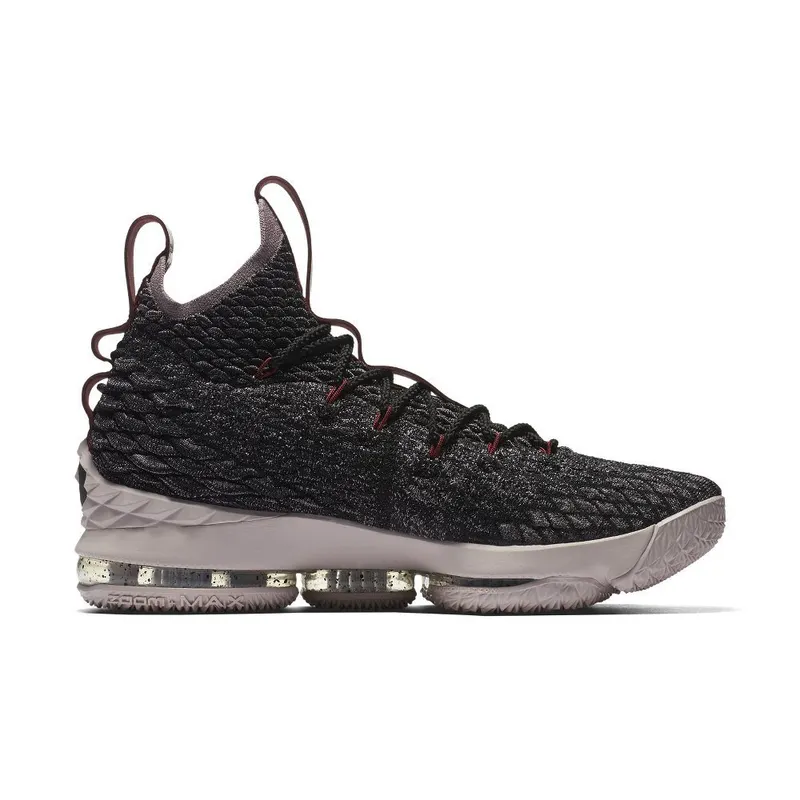 LeBron 15 ‘Pride of Ohio’ (897648-003)