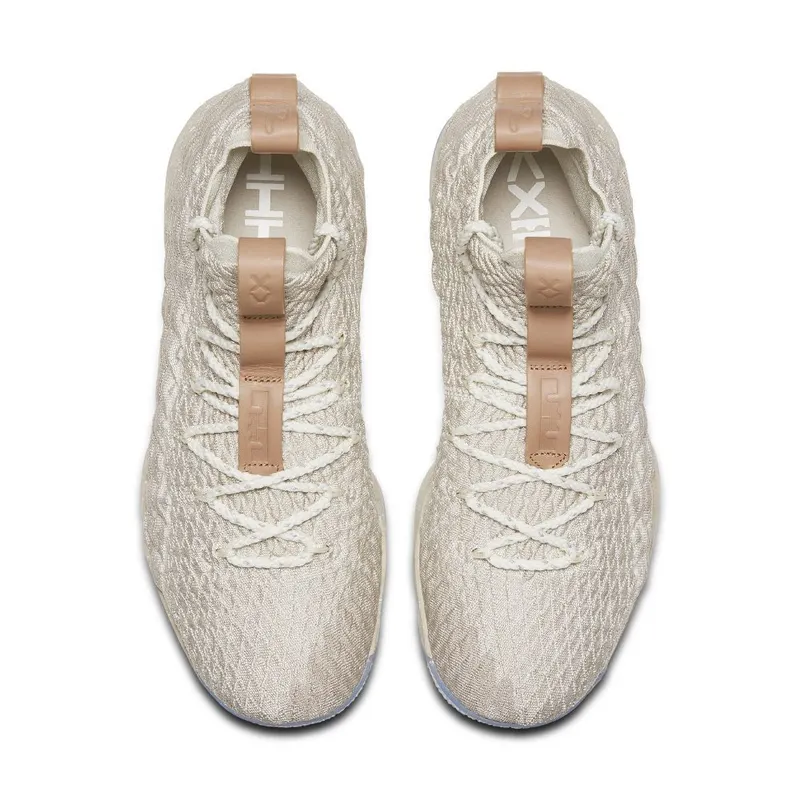 LeBron 15 ‘Ghost’ (897648-200)