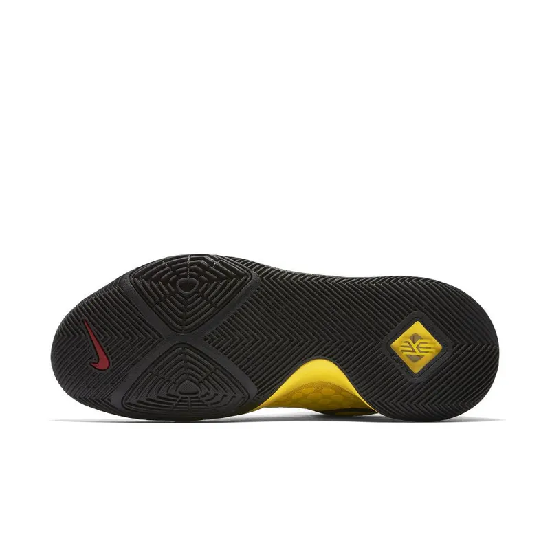 Kyrie 3 Mamba Mentality ‘Mamba Mentality’ (AJ1672-700)
