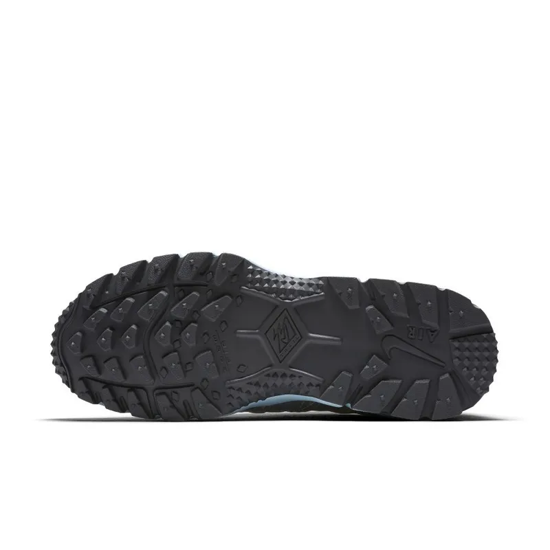 Nike Air Humara ’17 Premium ‘Dark Grey & Light Silver’ (AO2606-002)