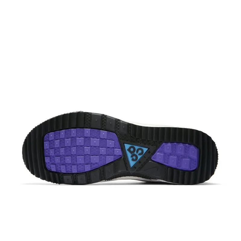 Nike ACG Dog Mountain ‘Summit White and Black and Laser Orange’ (AQ0916-100)