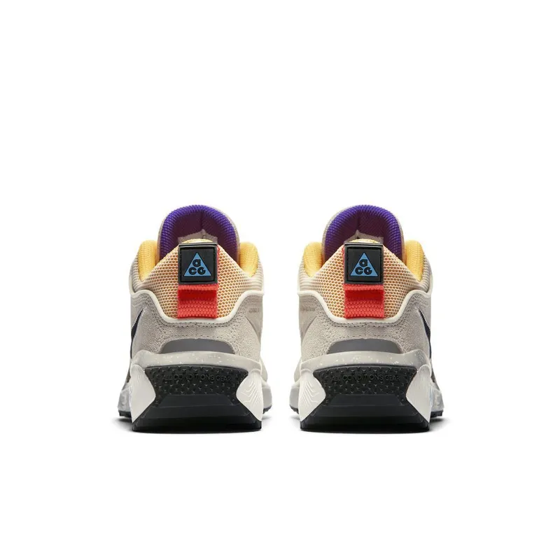 Nike ACG Dog Mountain ‘Summit White and Black and Laser Orange’ (AQ0916-100)