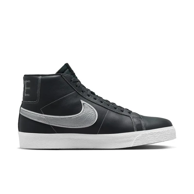 Nike SB Zoom Blazer Mid x Mason Silva ‘Dark Obsidian and Metallic Silver’ (DZ7260-400)