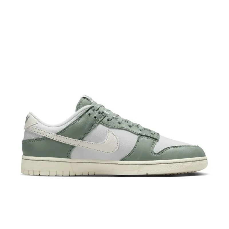 Nike Dunk Low Retro Premium ‘Mica Green’ (DV7212-300)