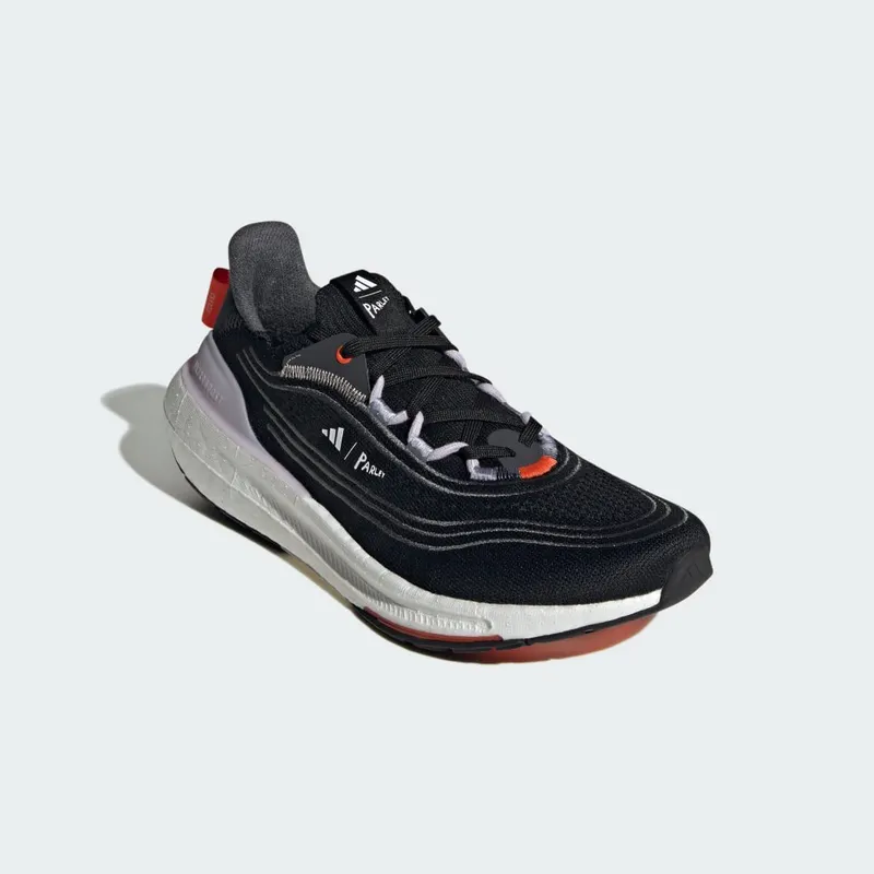 adidas Ultraboost Light Core Black / Cloud White / Grey Five (GY9358)