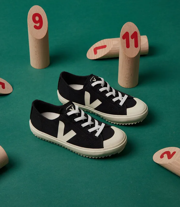 Veja FLIP ELASTIC LACES CANVAS BLACK PIERRE (FL0101397C)