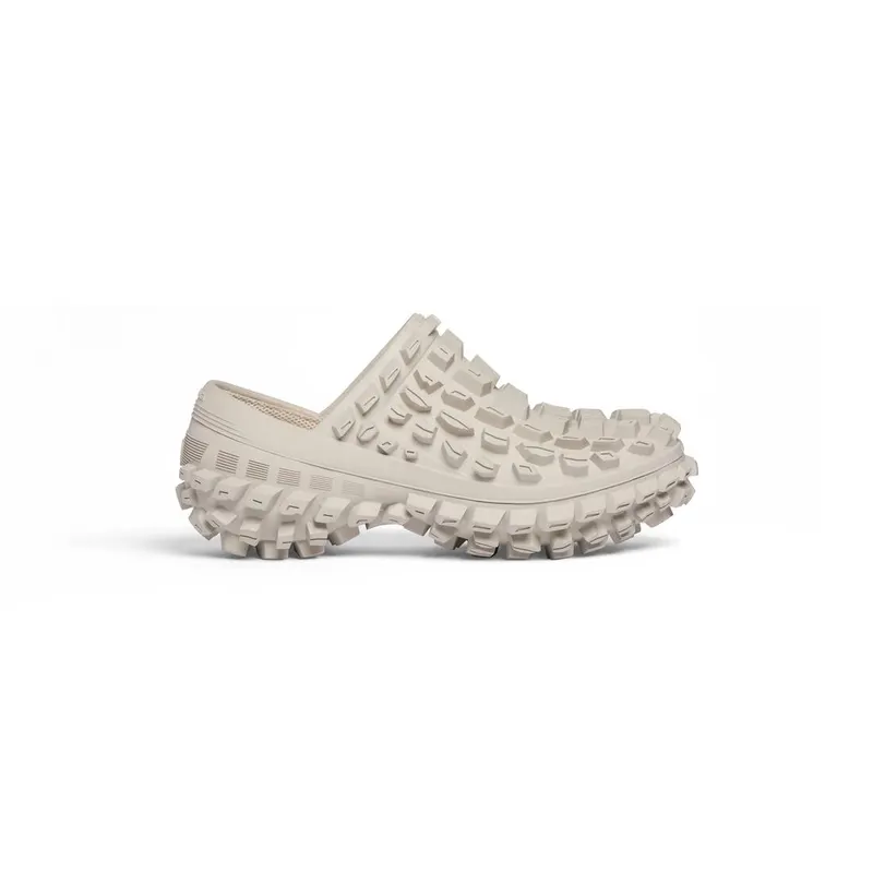 Balenciaga Defender Clog Beige (735250W3CV29700)