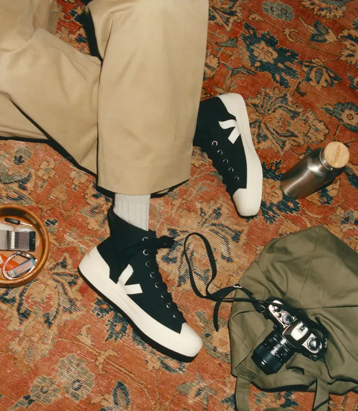Veja WATA II CANVAS BLACK PIERRE (PA0101397A)