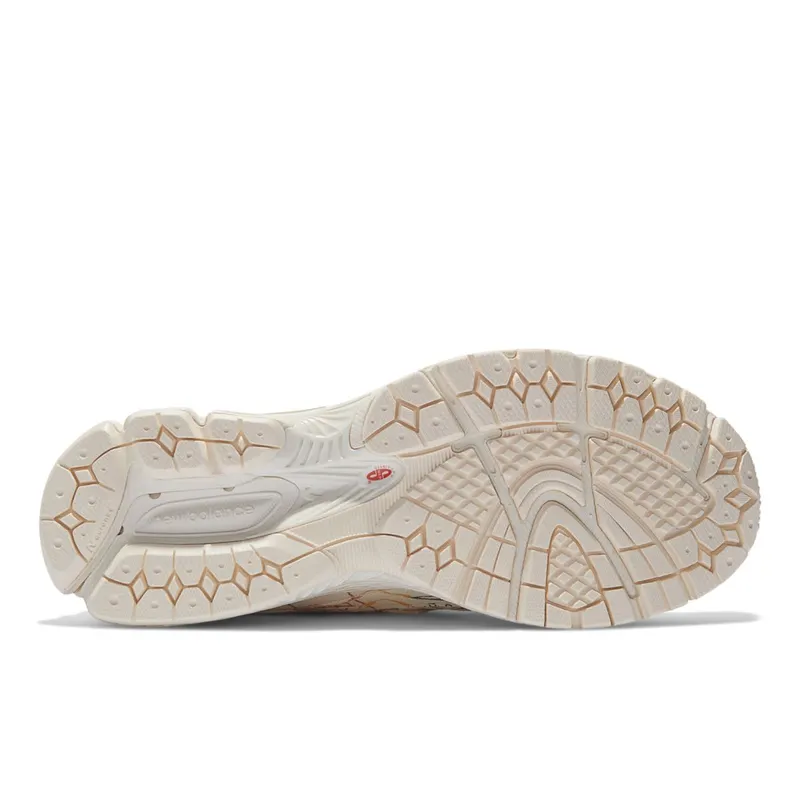 New Balance Bryant Giles x New Balance 2002 Mule Beige / Moonbeam (M2002RMV1-44724)