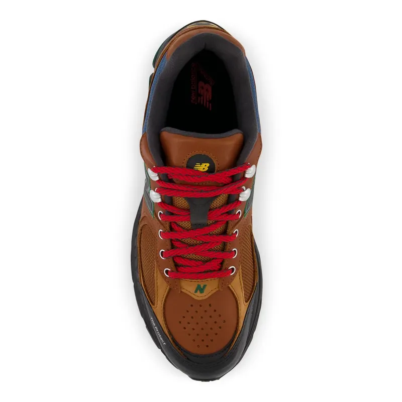 New Balance 2002R Brown / Team Red (M2002RV1-37689)