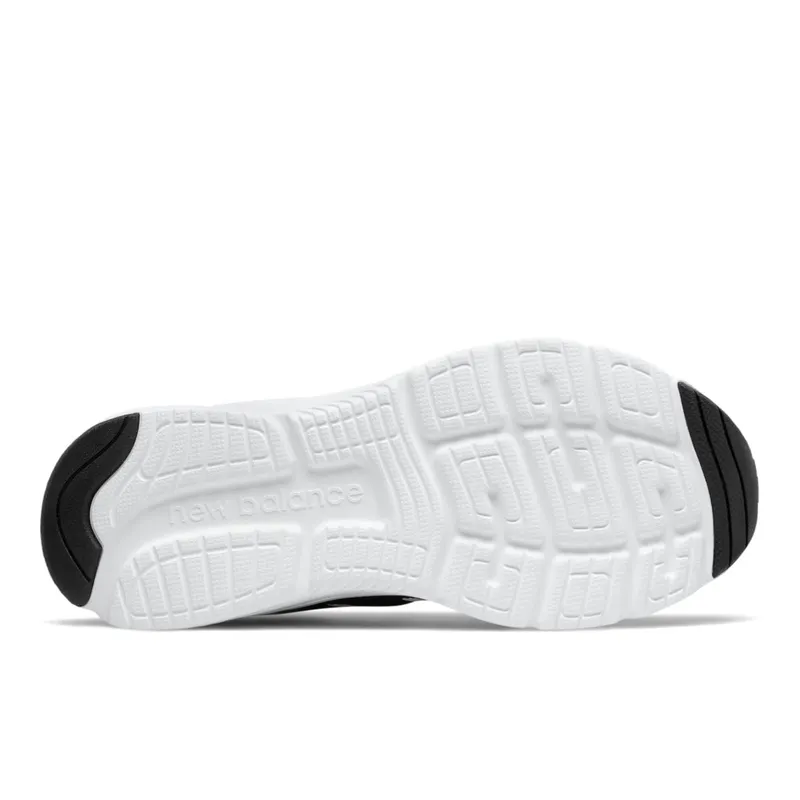 New Balance 411v2 Black / White (M411V2-33404)