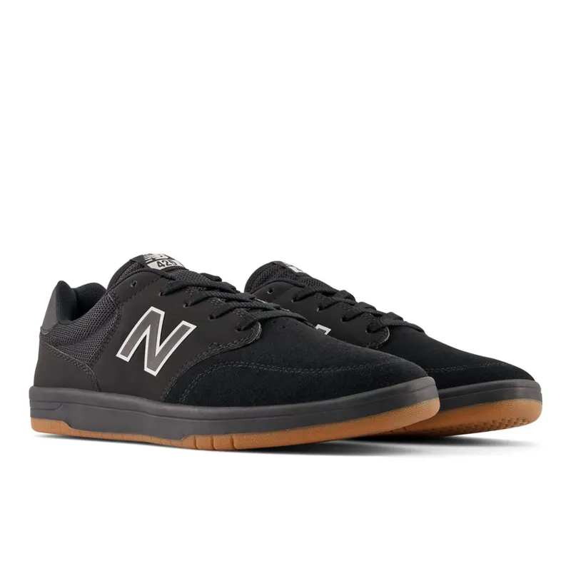 New Balance NB Numeric 425 Black / White (NM425V1-40250)