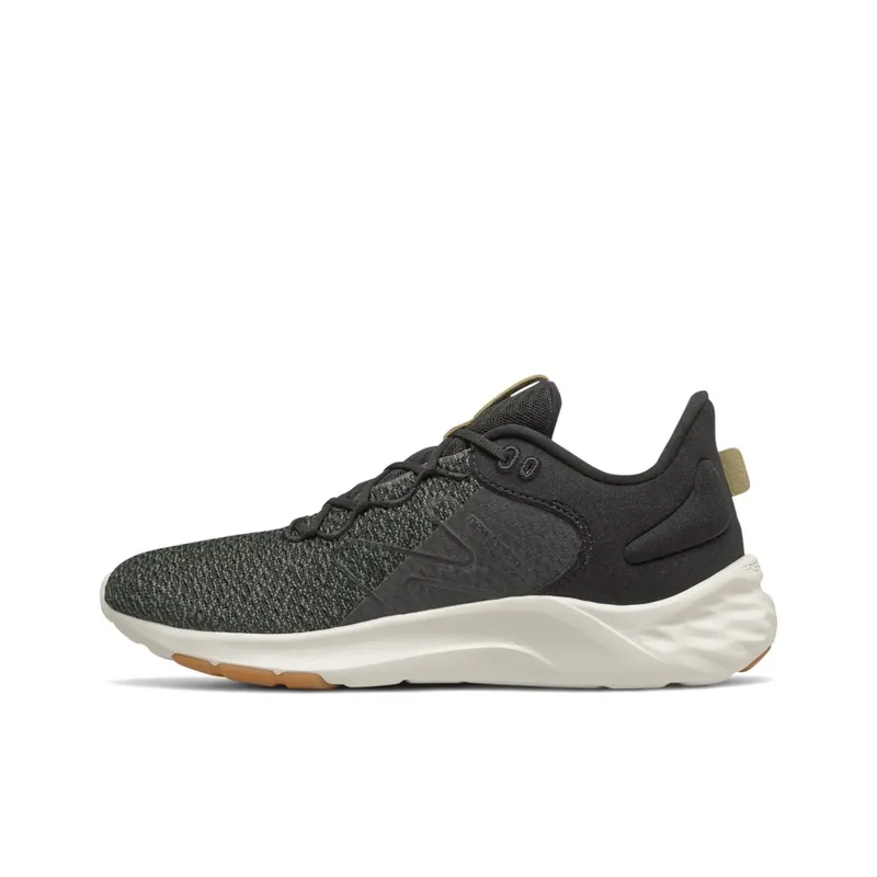 New Balance Fresh Foam Roav Black / White (GEROVV2-36344)