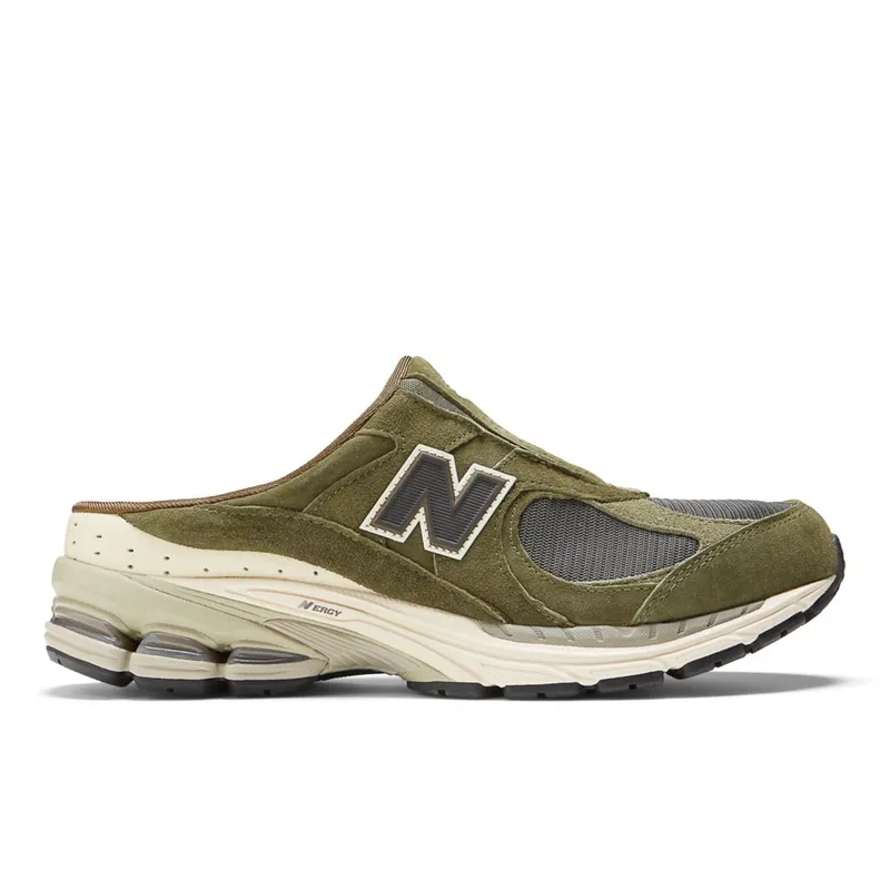 New Balance SNS x New Balance 2002R Mule Desert Palm / Black (M2002RMV1-43448)