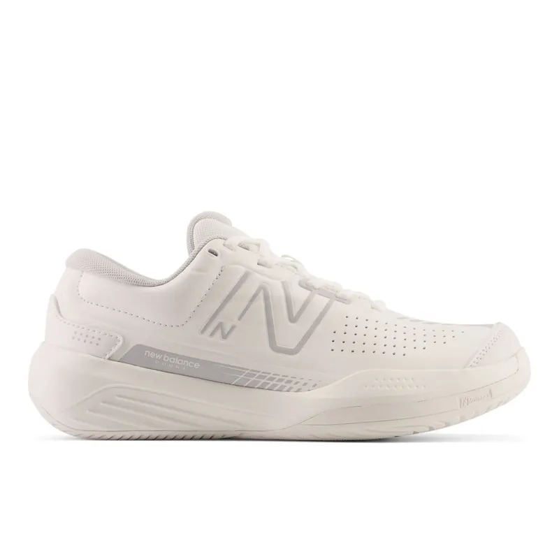 New Balance 696v5 White / Navy (WCH696V5-39366)