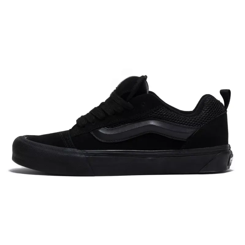 VANS Knu Skool Zwart (VN0009QCBKA)