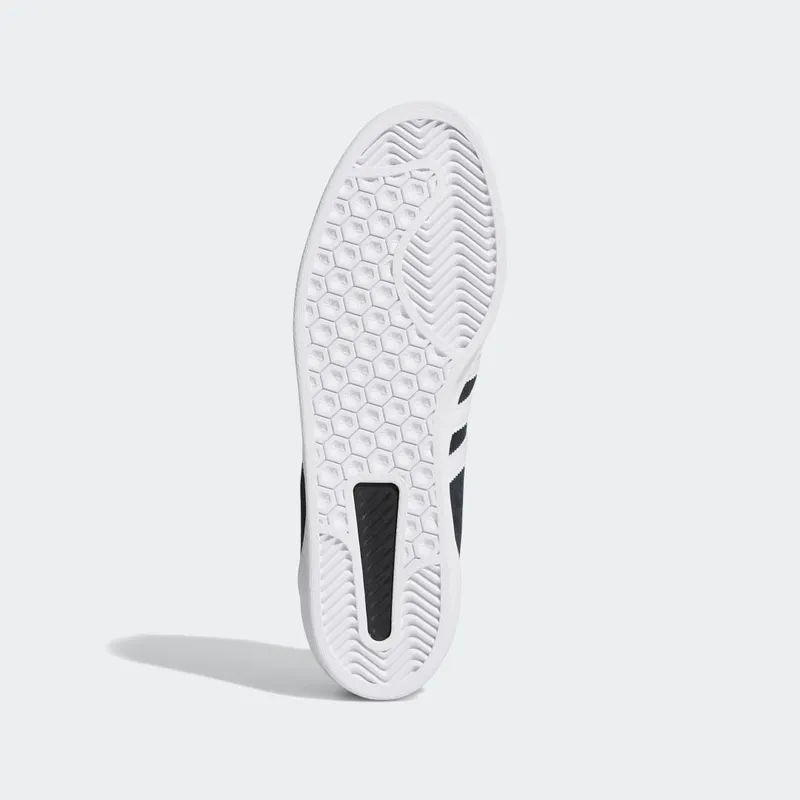 adidas Campus ADV Core Black / Cloud White / Cloud White (B22716)